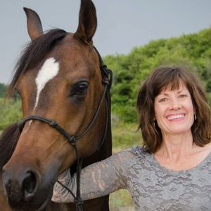 Meet your Posher, Debi